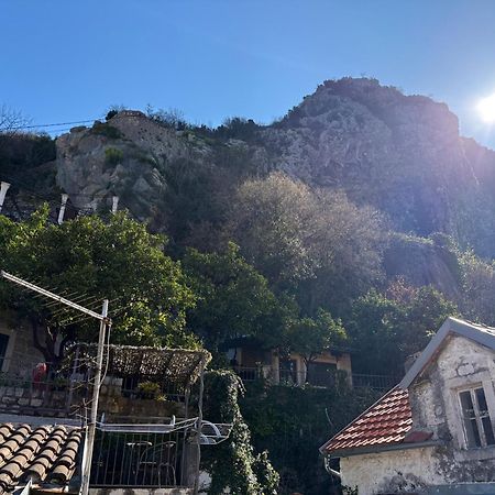 Antika Guesthouse Kotor Buitenkant foto