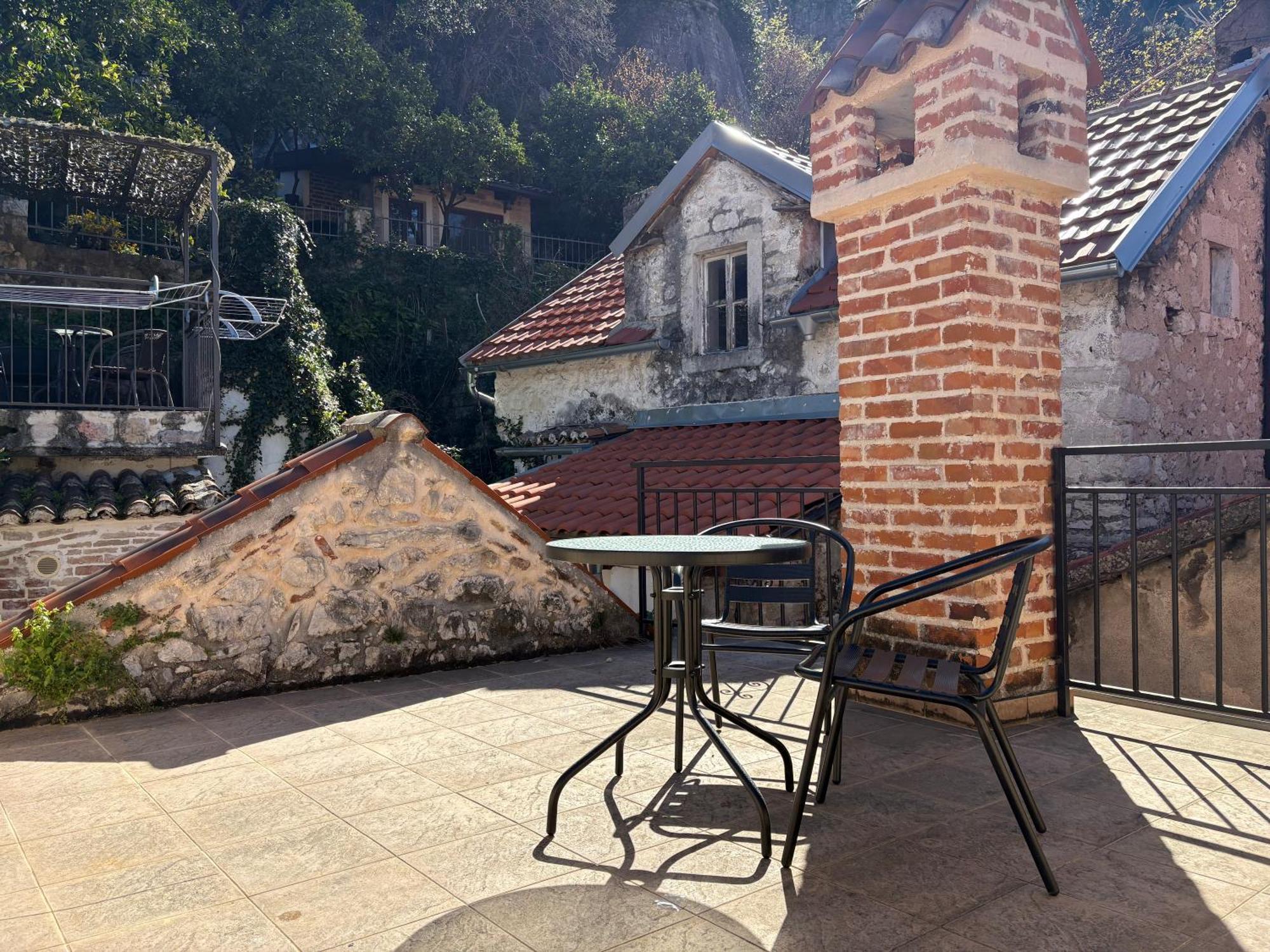 Antika Guesthouse Kotor Buitenkant foto