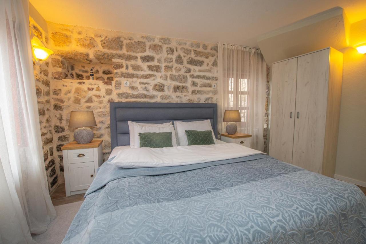 Antika Guesthouse Kotor Buitenkant foto