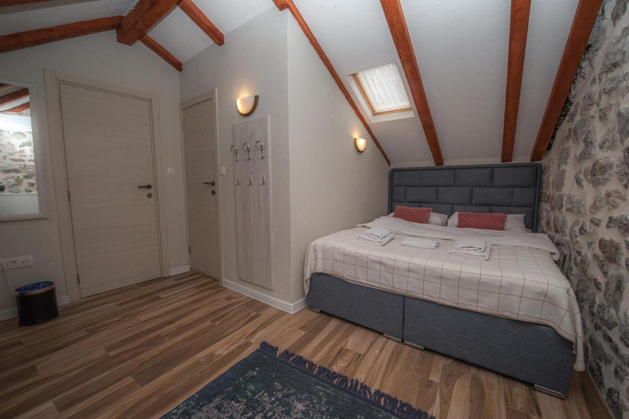 Antika Guesthouse Kotor Buitenkant foto
